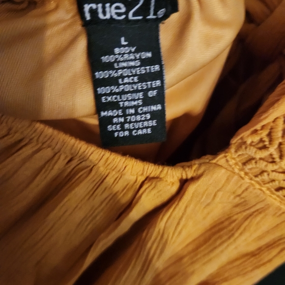 Large Rue 21 Mustard Yellow Boho Dress - Picture 3 of 3